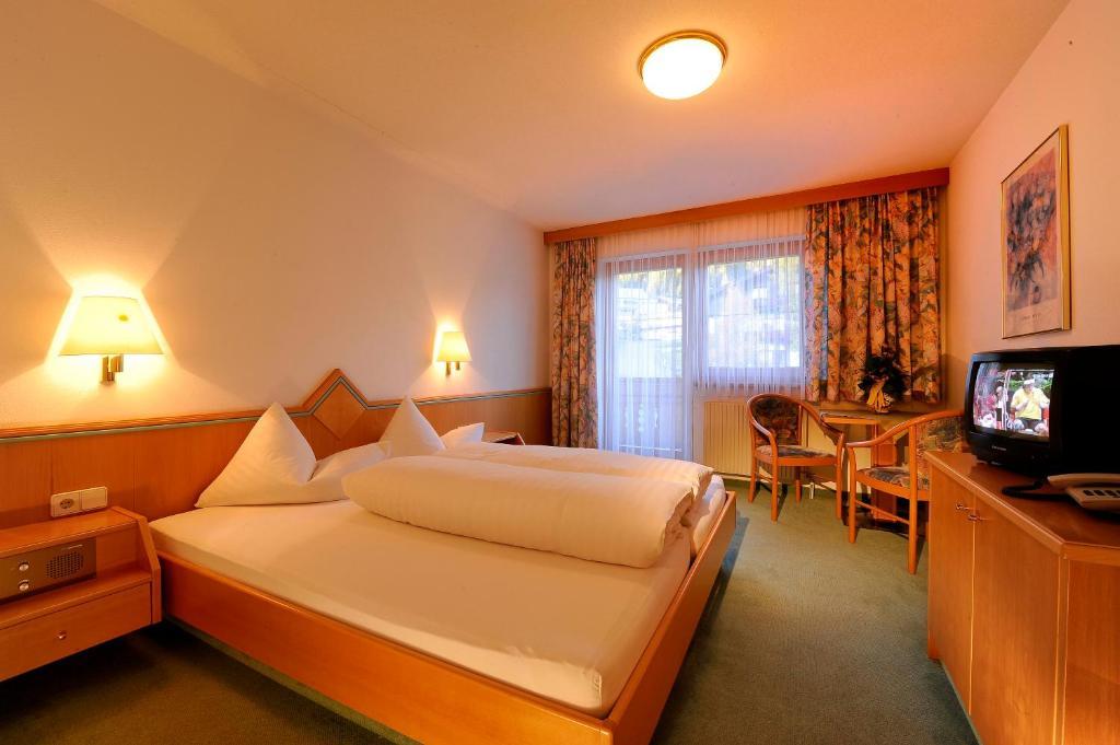 Hotel Belmont Fiss Cameră foto